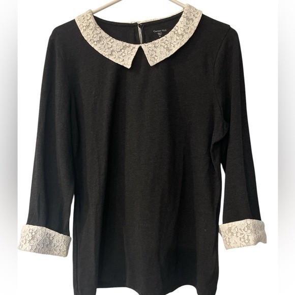 Garnet Hill Tops - Garnet Hill black heather white lace collar and top in size medium